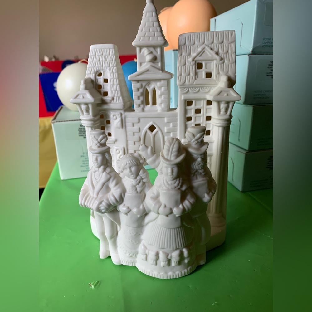 Retired Partylite. New  Village Carolers